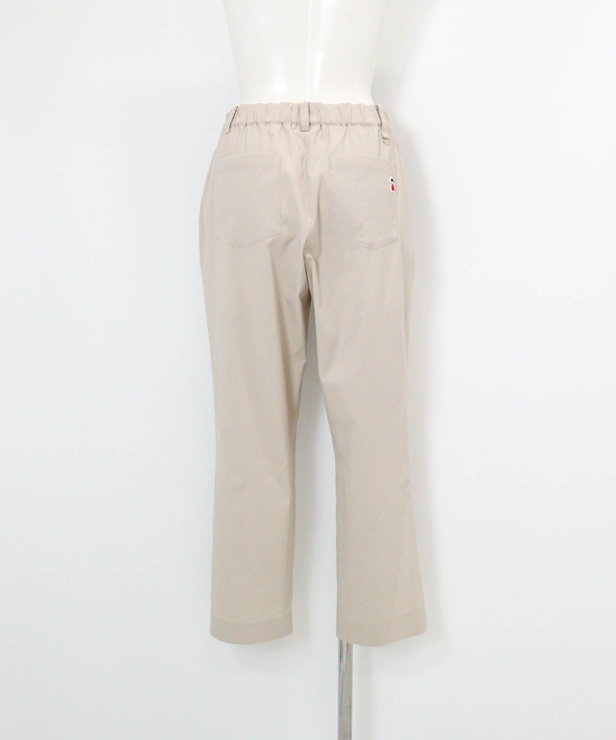 UV冷感クロップド撥水パンツ(ライトグレー)後ろ