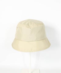 ロゴ刺繍撥水バケットハット(ベージュ)後ろ