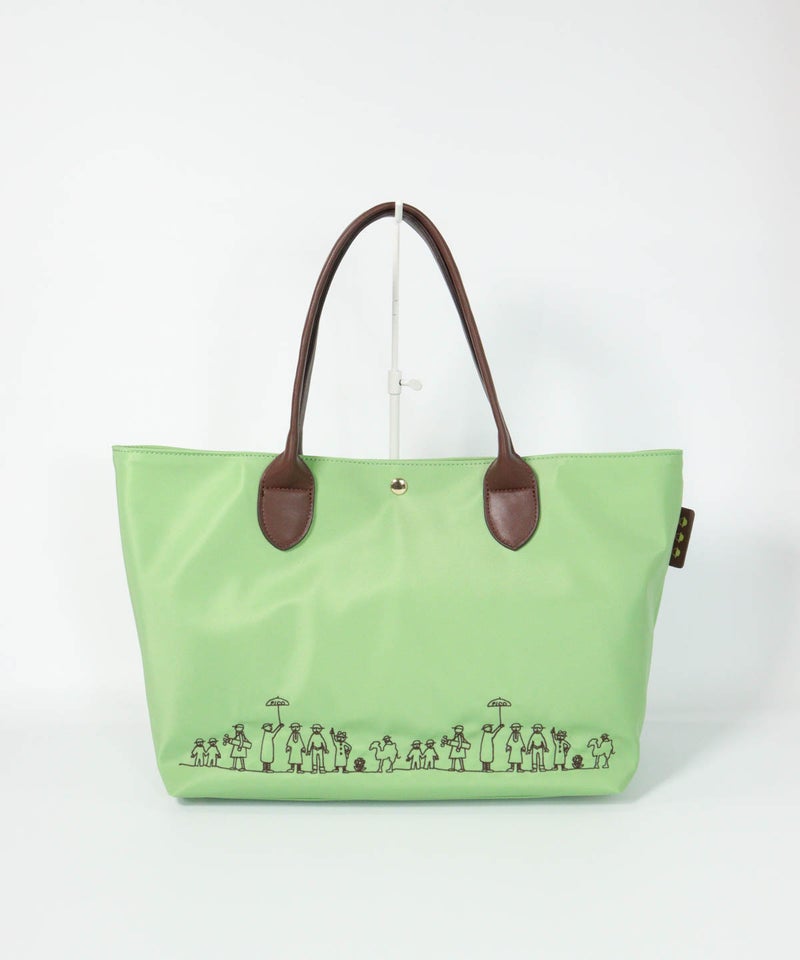 ファミリー刺繍トートバッグ（ライトグリーン）