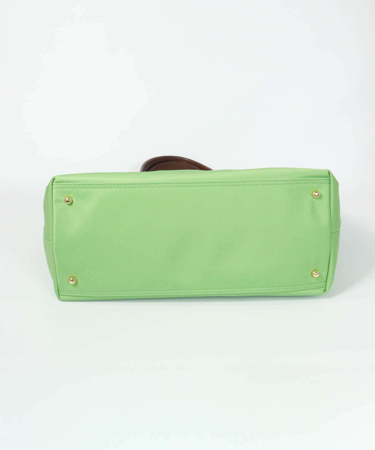 底（ライトグリーン）