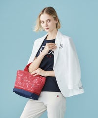 モデル着用画像（レッド）