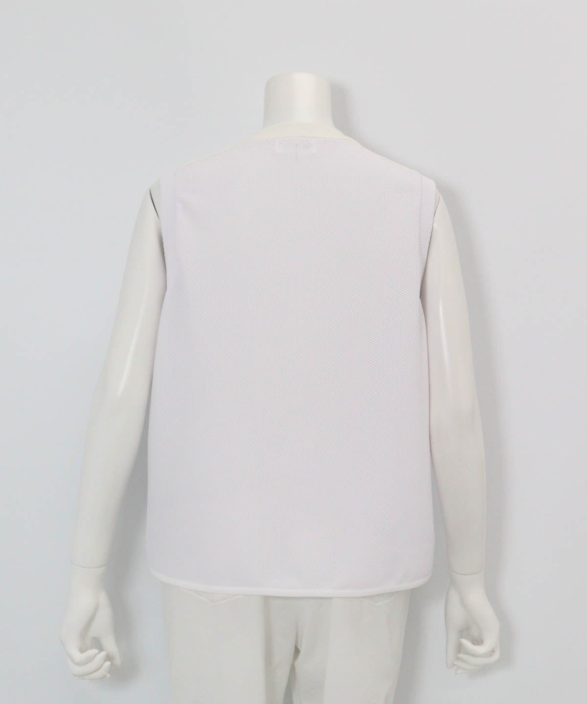 トリコットメッシュ速乾ジップベスト後（ホワイト）