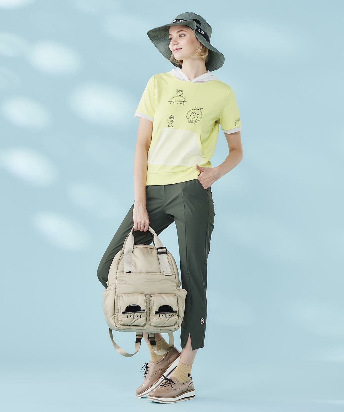 モデル着用画像（カーキ）