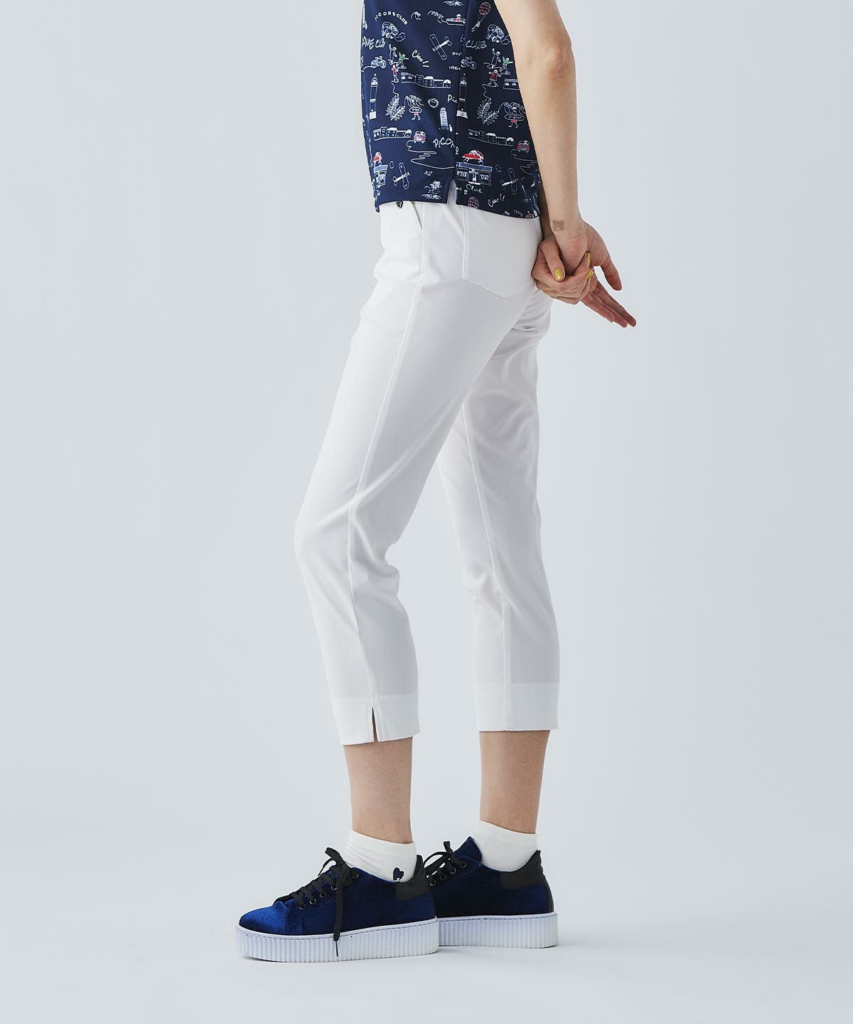 モデル着用画像（ホワイト）