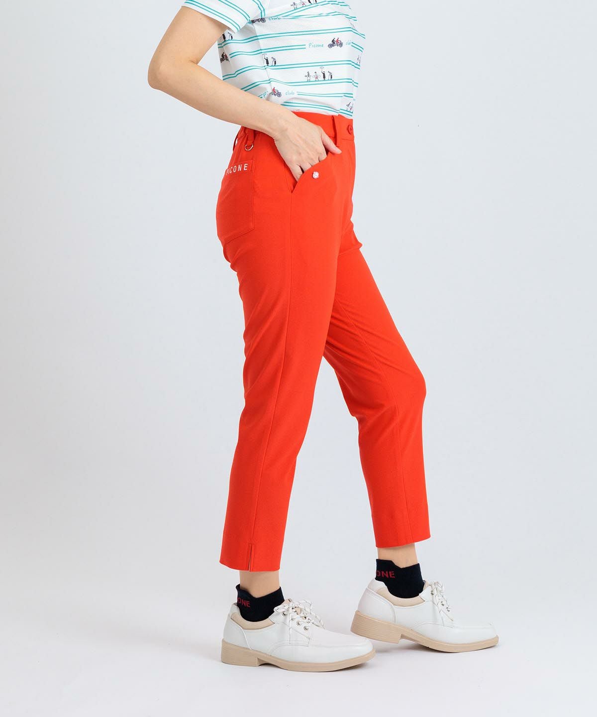 モデル着用画像（レッド）