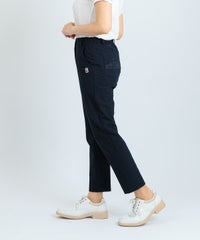 モデル着用画像（ネイビー）