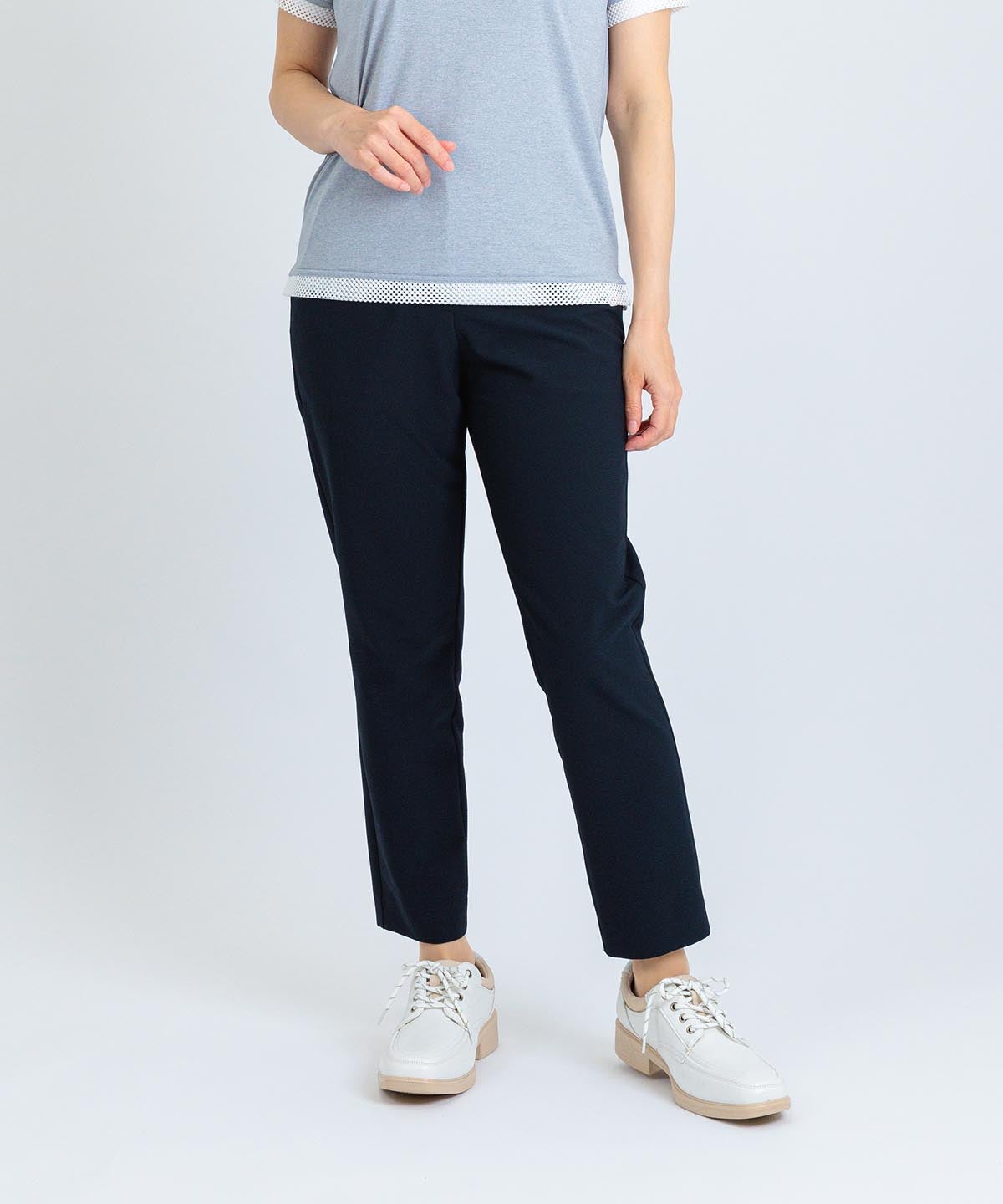 モデル着用画像（ネイビー）