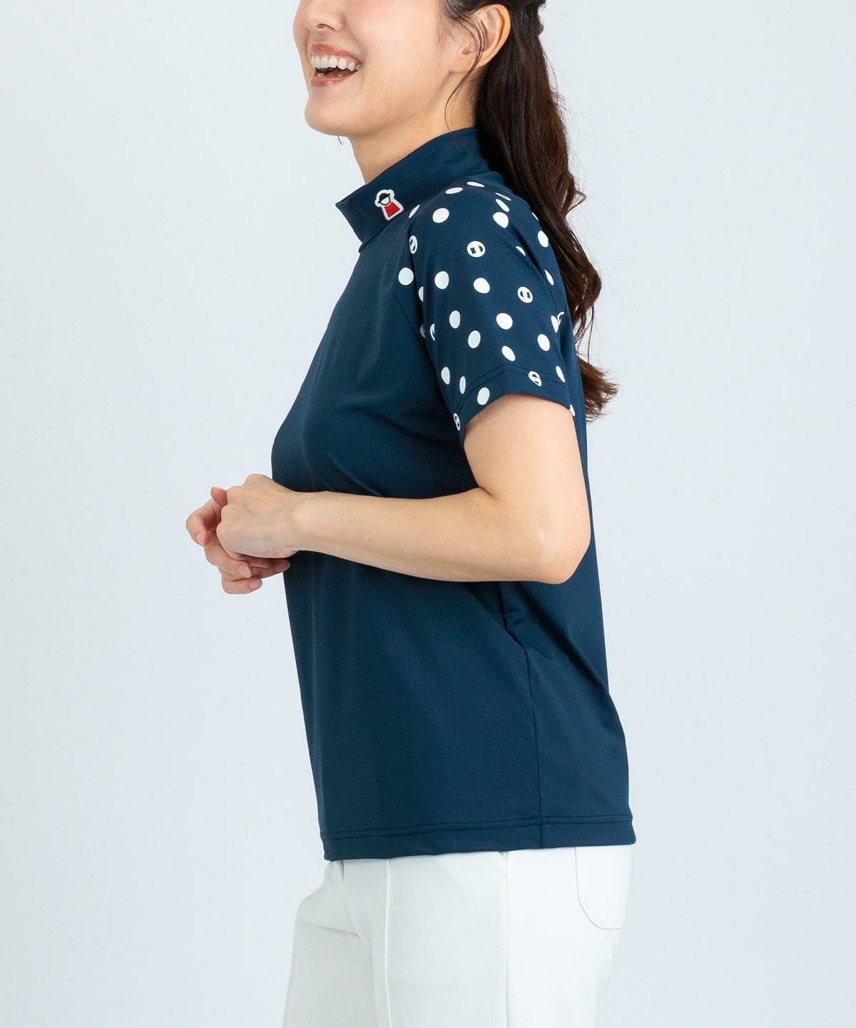 モデル着用画像（ネイビー）