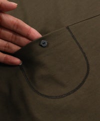 ポケット（カーキ）