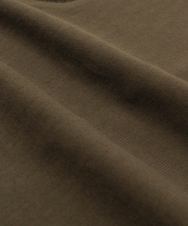 生地感（カーキ）