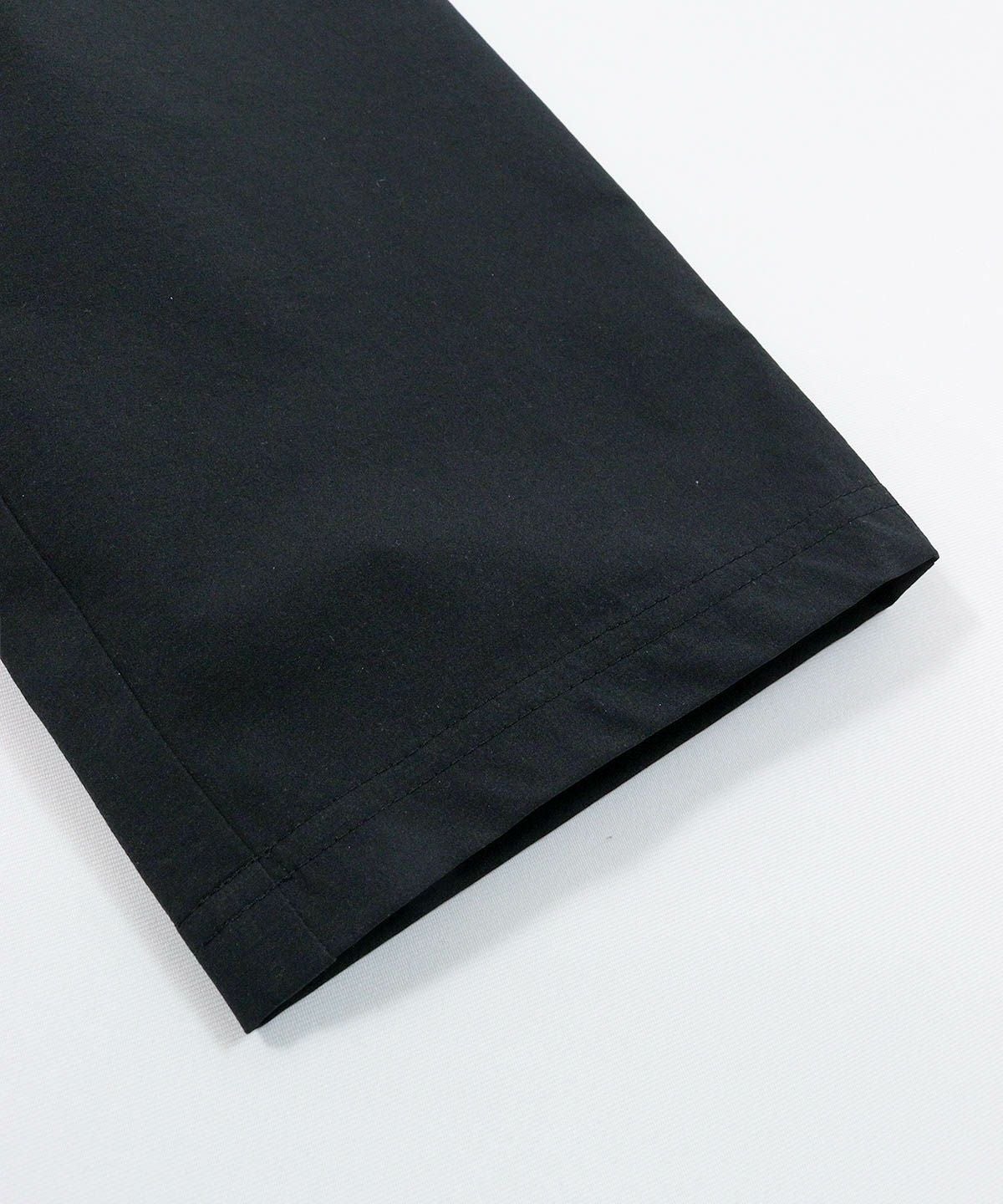 裾部分（ブラック）