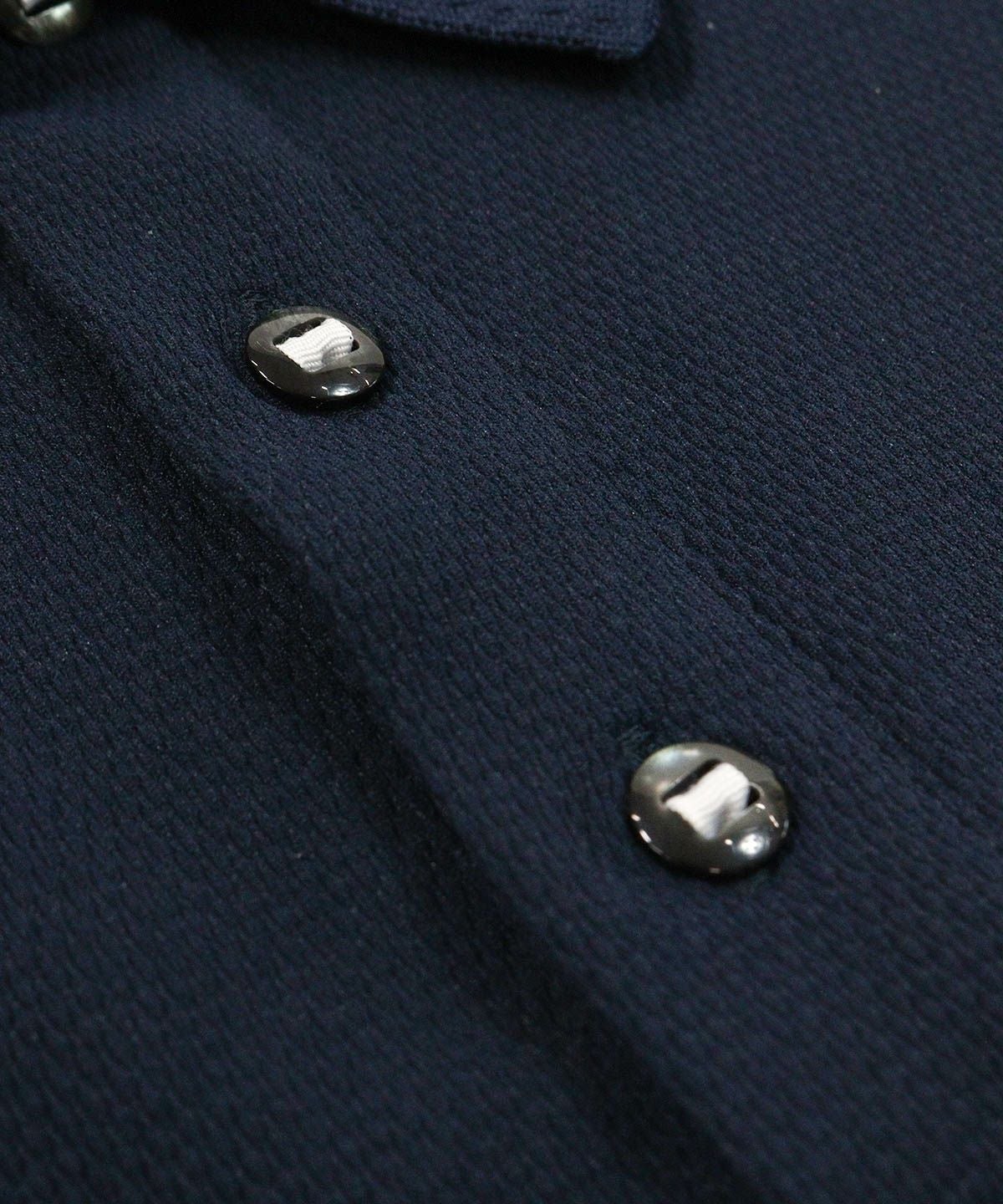 ボタン部分（ネイビー）