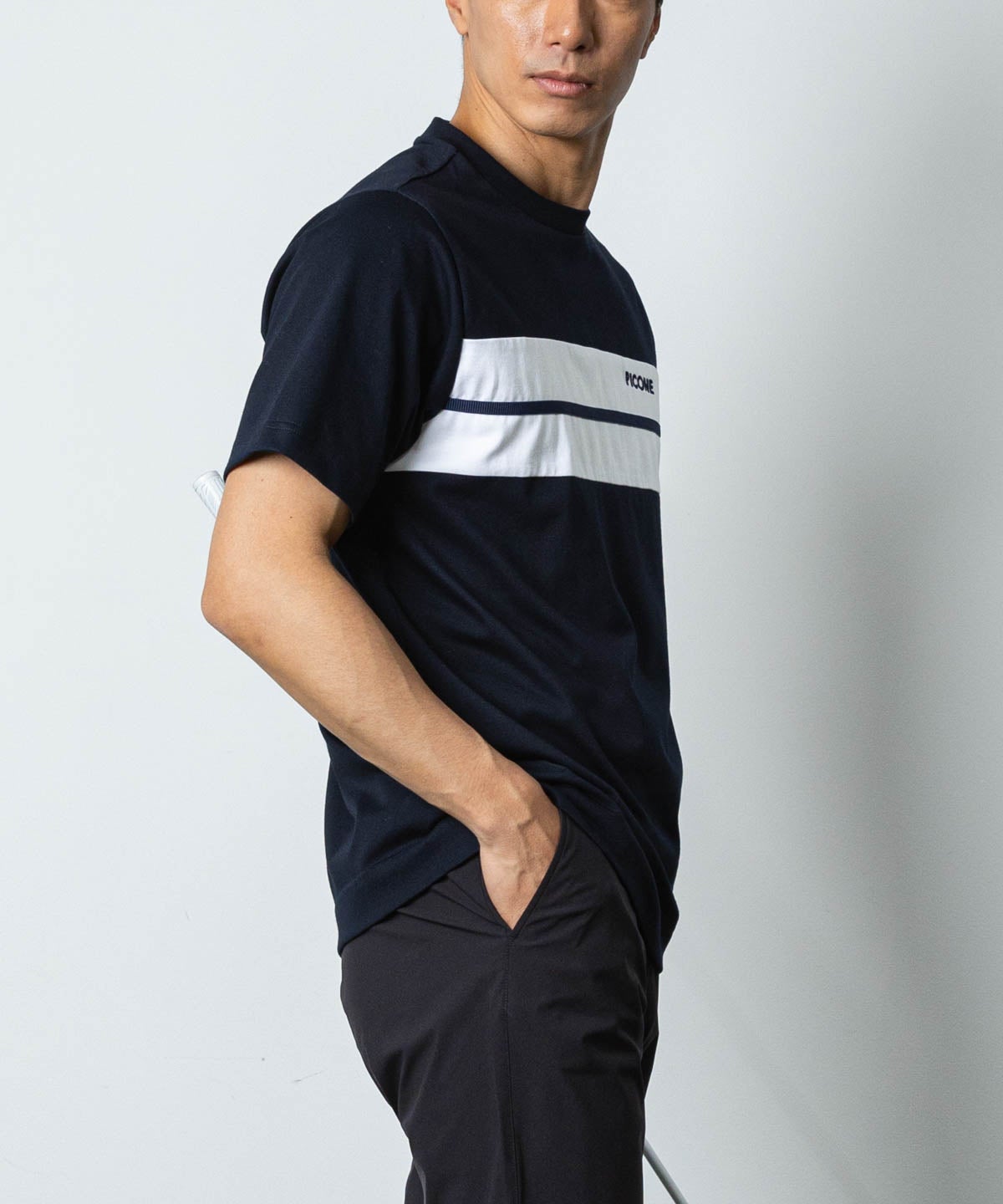 モデル着用画像(ネイビー)