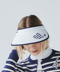 モデル着用画像（ホワイト）