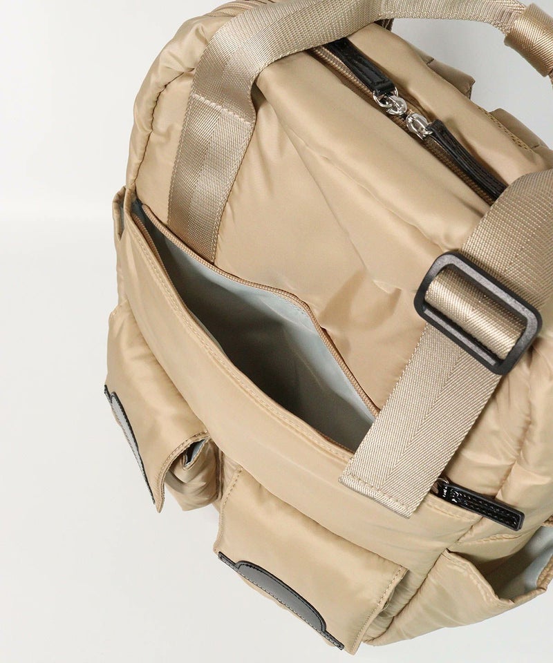 バッグ上部（ベージュ）