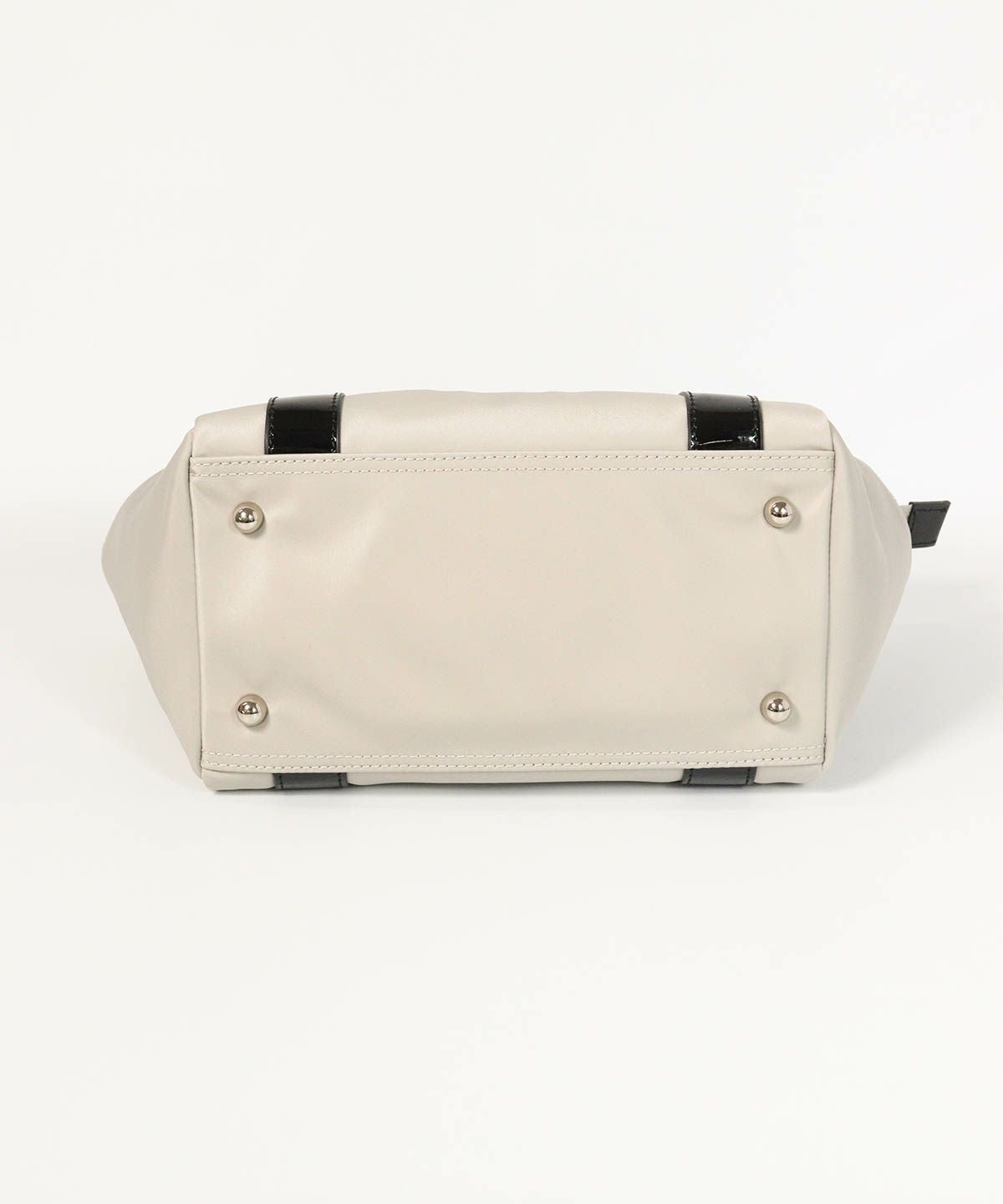 底部分（ライトグレー）