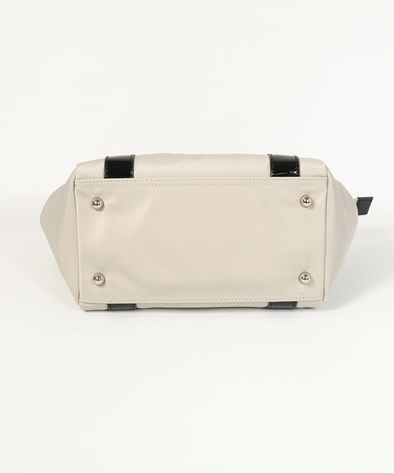 底部分（ライトグレー）