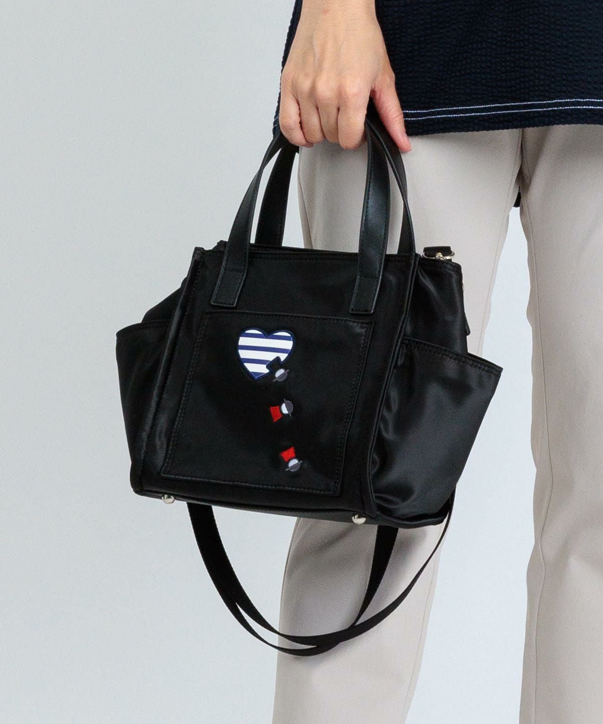 モデル着用画像（ブラック）