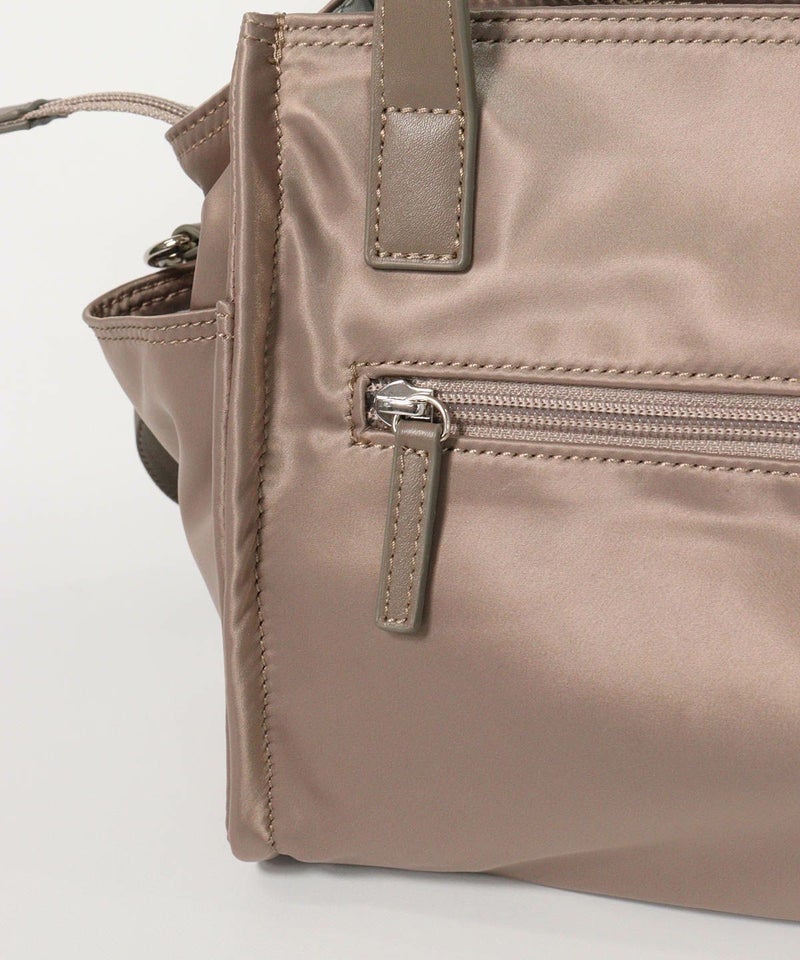 ファスナー部分（グレー）