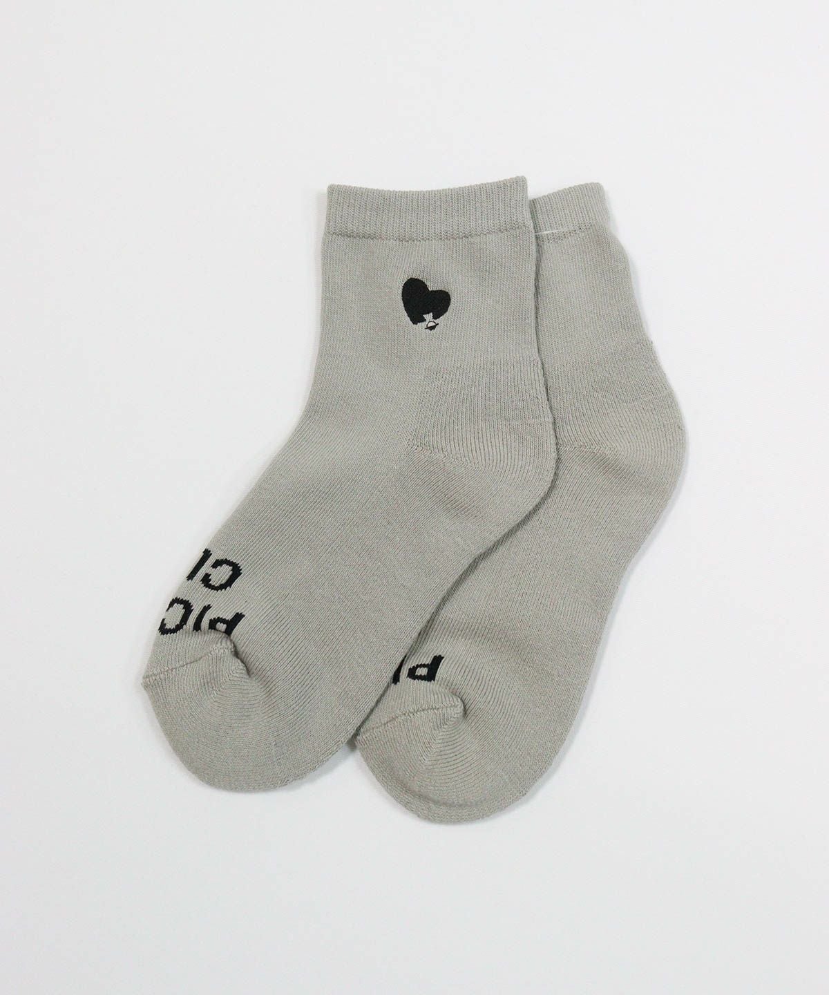 ハート刺繍ショートソックス（ライトグレー）