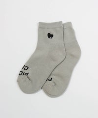 ハート刺繍ショートソックス（ライトグレー）
