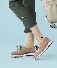 モデル着用画像（ベージュ）