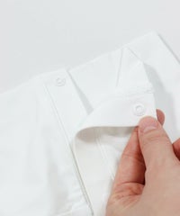 スナップボタン部分（ホワイト）