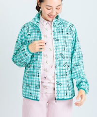 モデル着用画像（グリーン）