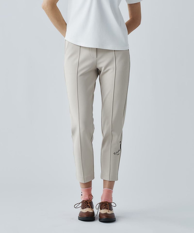 モデル着用画像（ベージュ）