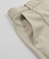 ポケット部分（ベージュ）