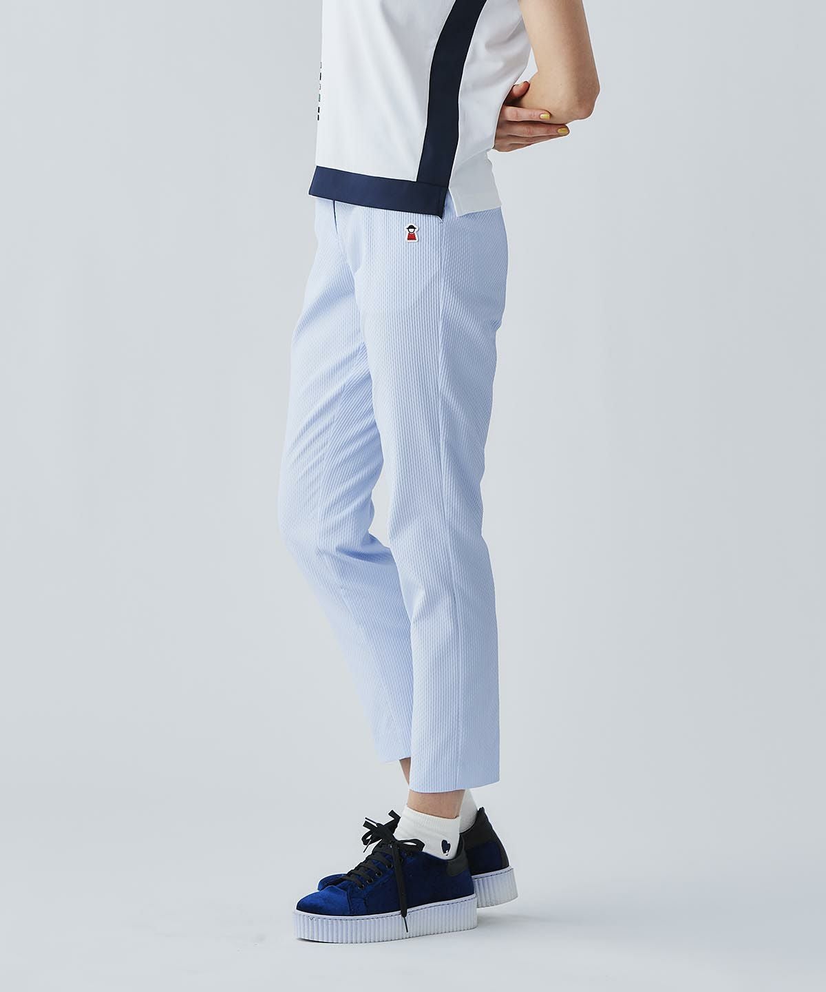 モデル着用画像（ライトブルー）