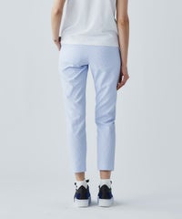 モデル着用画像（ライトブルー）