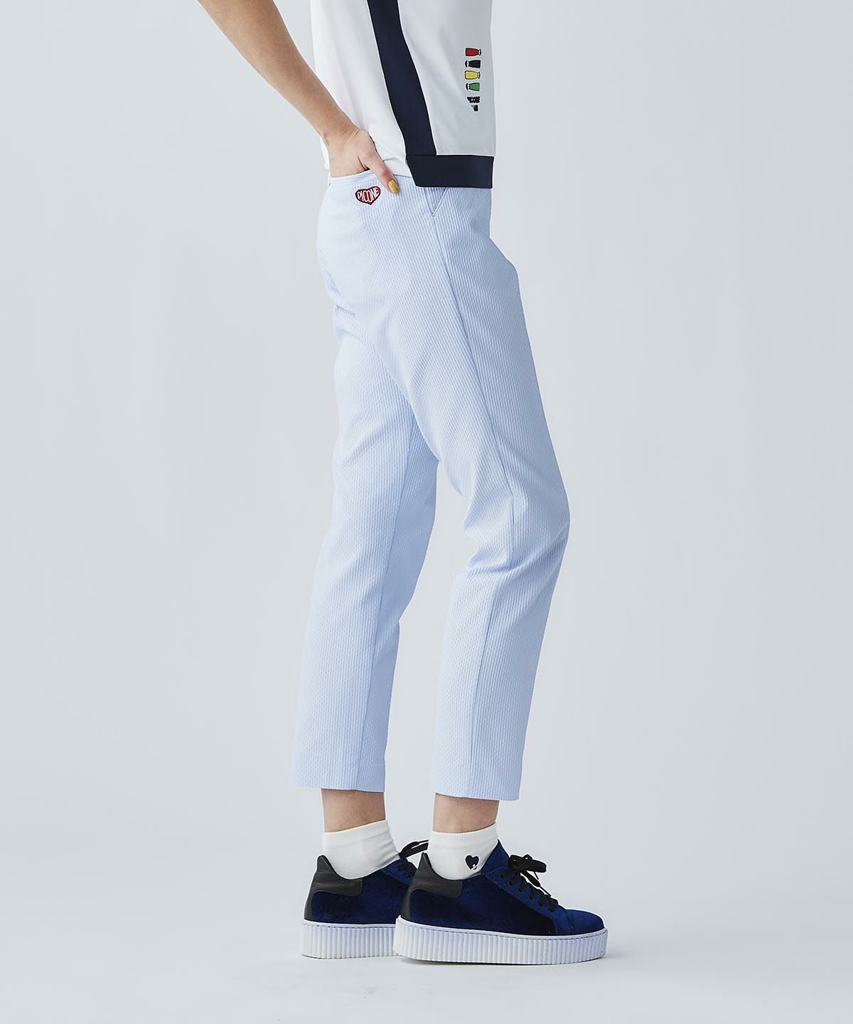 モデル着用画像（ライトブルー）