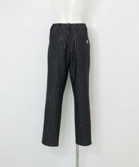 総柄プリントUV冷感パンツ後（ブラック）