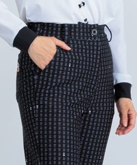 モデル着用画像（ブラック）