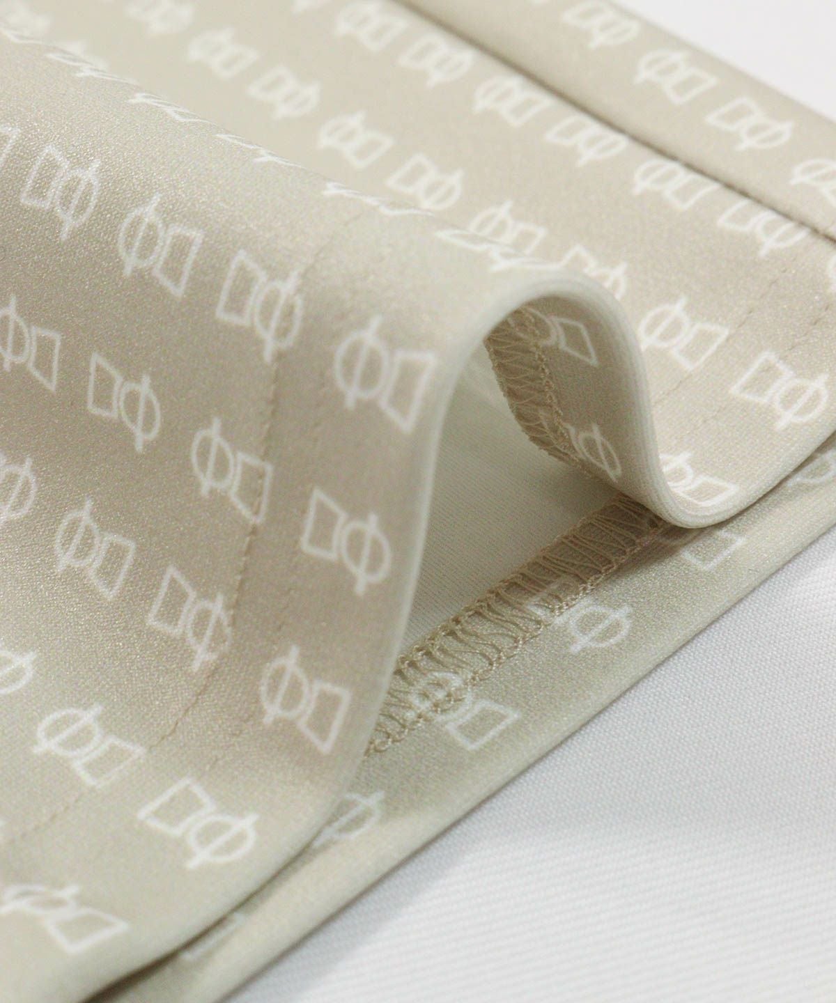 生地感（ベージュ）