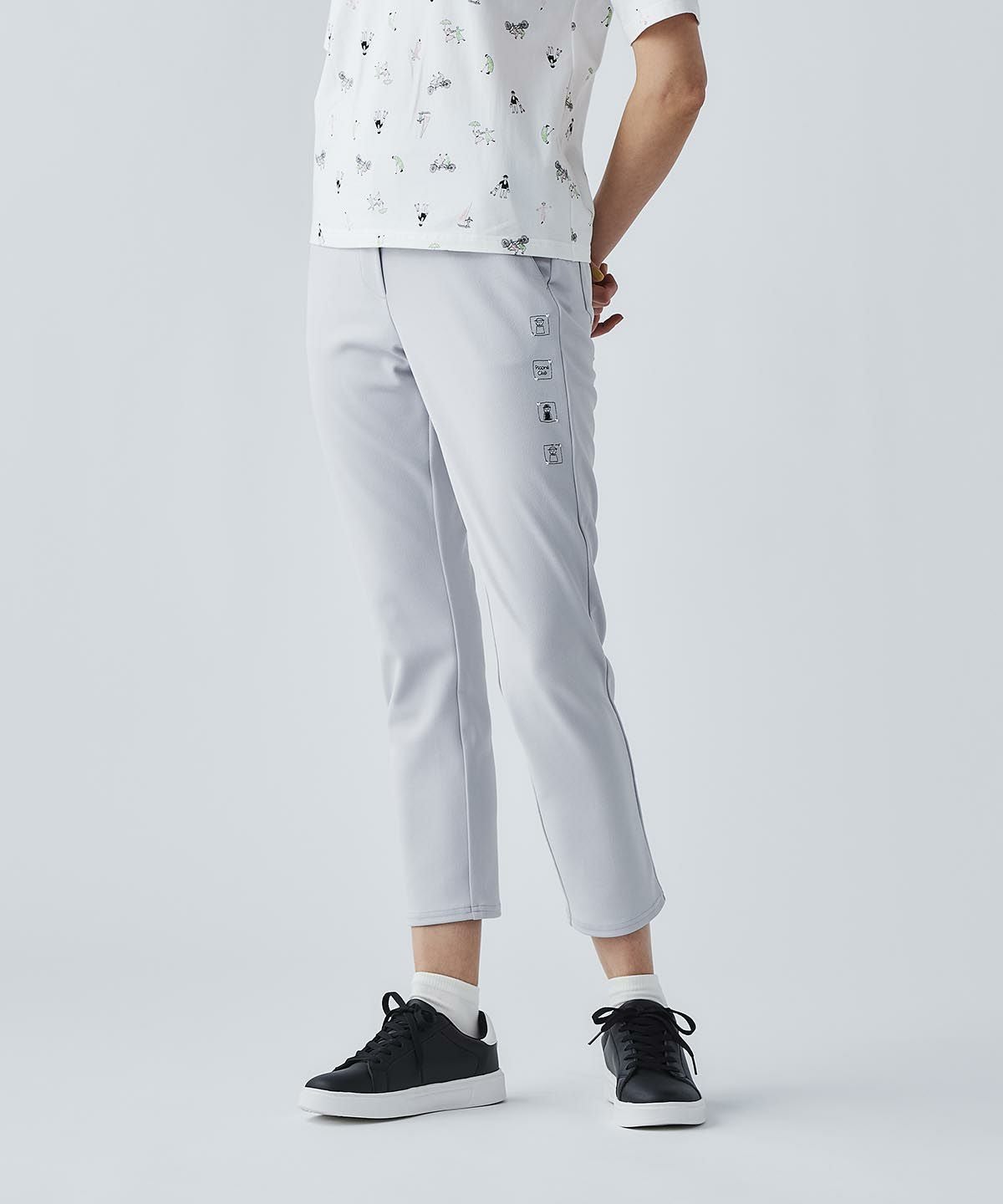 モデル着用画像（ライトグレー）