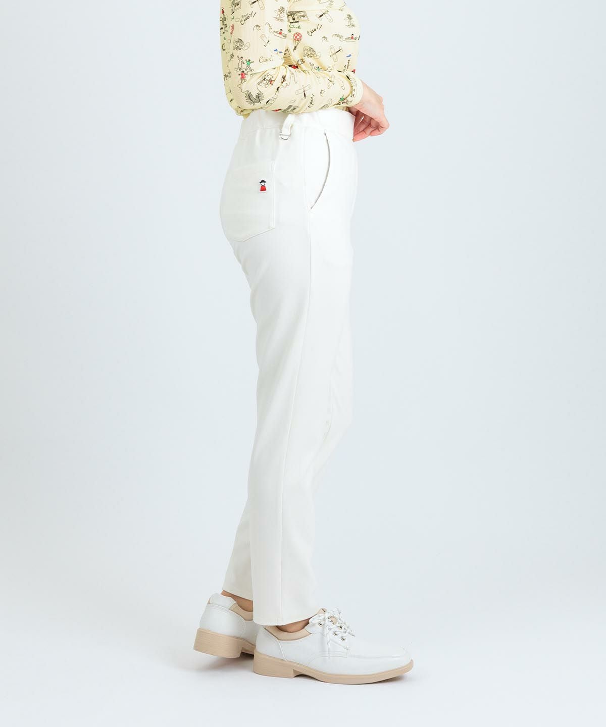 モデル着用画像（ホワイト）