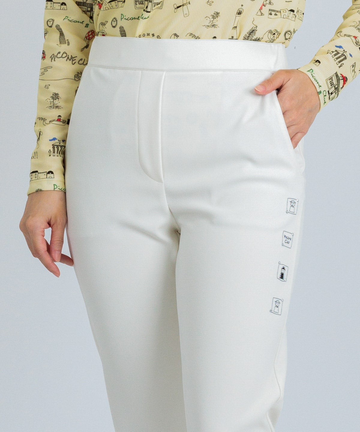 モデル着用画像（ホワイト）