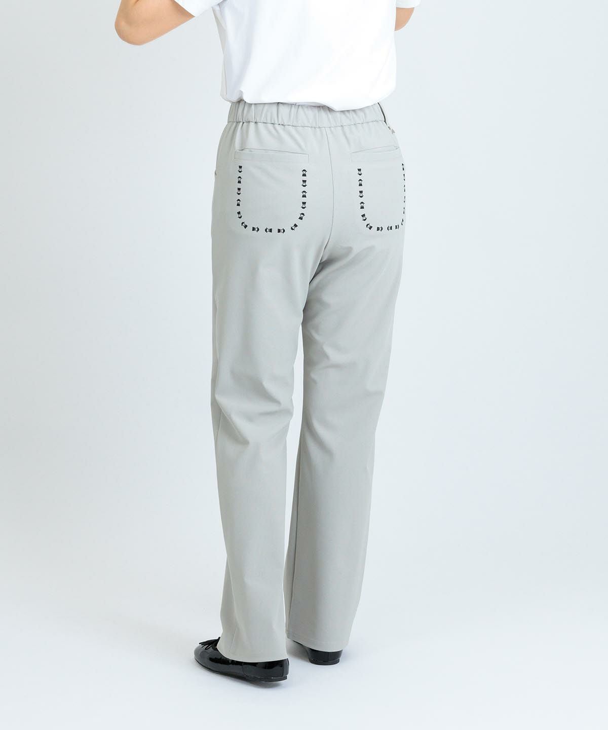 モデル着用画像（ベージュ）