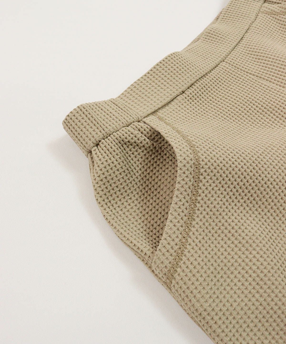 ポケット部分（ベージュ）