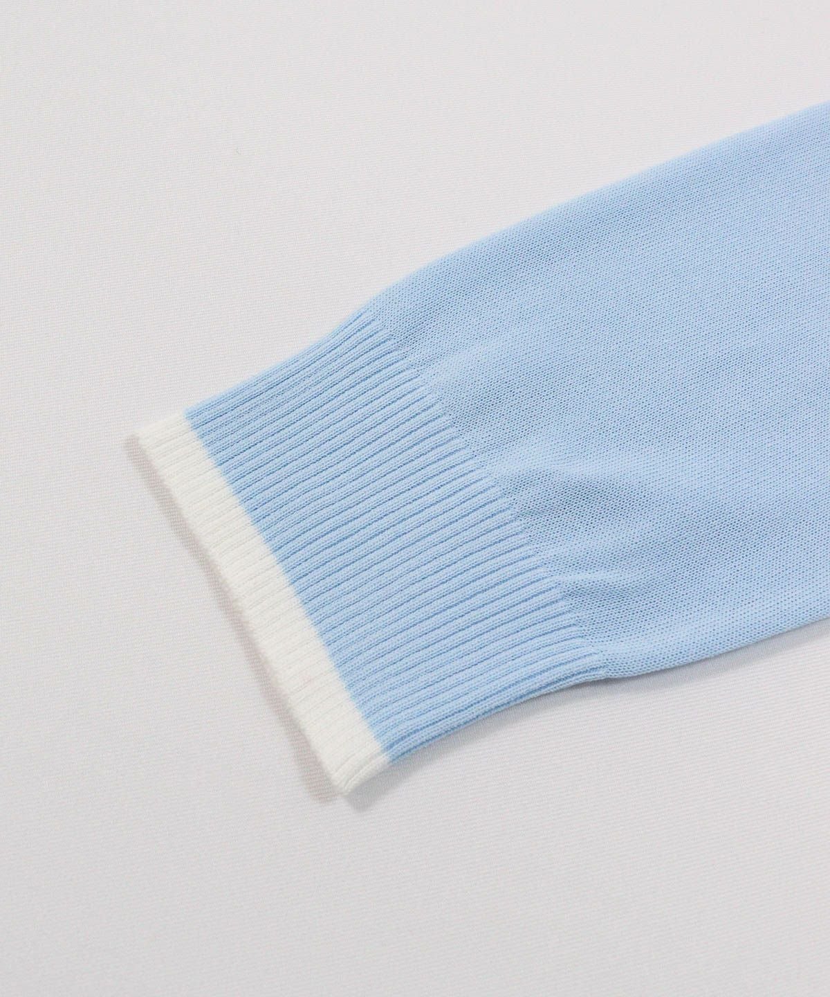 袖口部分（ライトブルー）