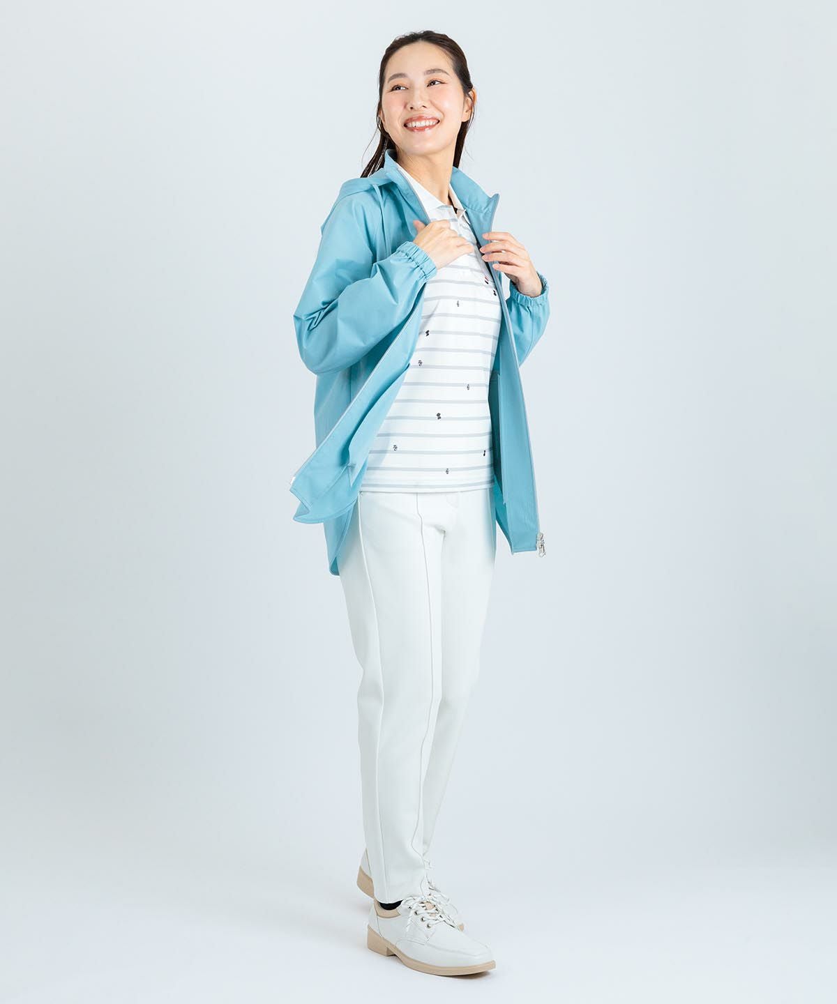 モデル着用画像（ライトグレー）