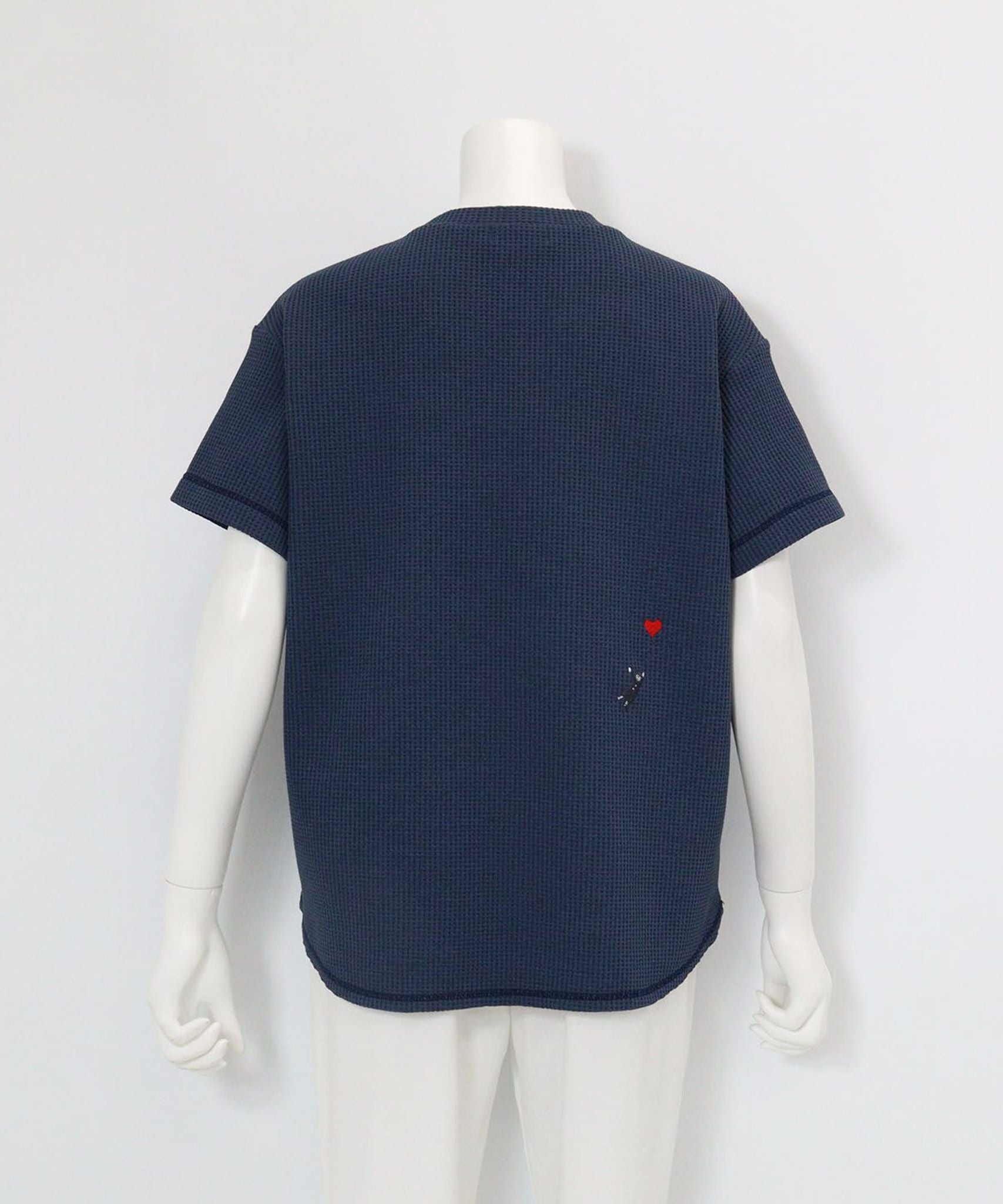 ワッフル地UVプルオーバー後（ネイビー）