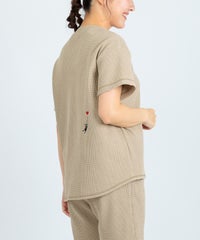 モデル着用画像（ベージュ）