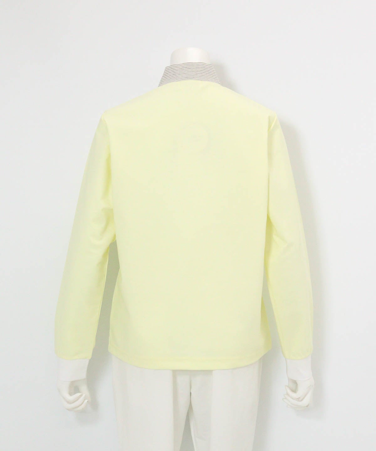 レイヤード風UV冷感プルオーバー(イエロー)後ろ