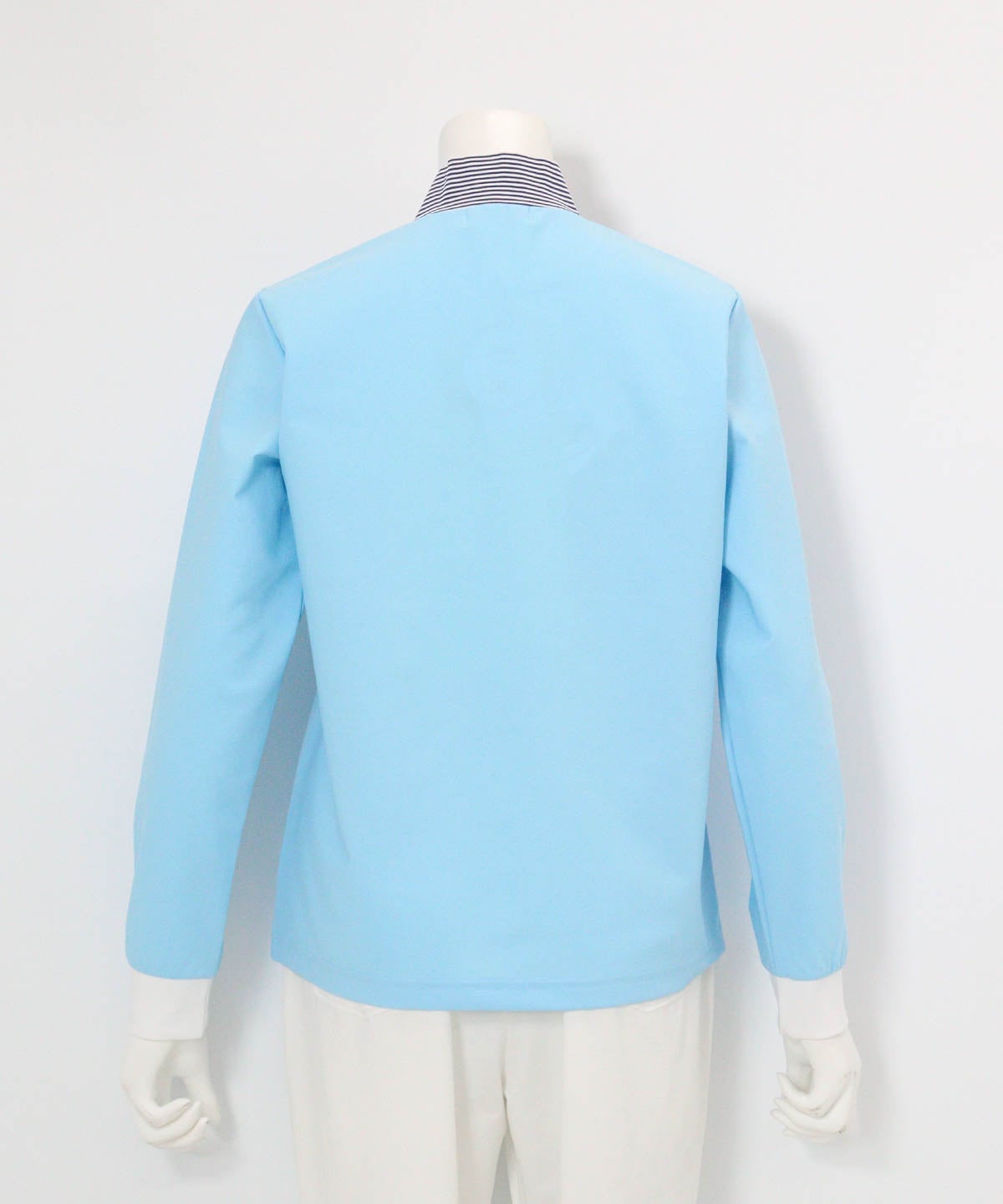 レイヤード風UV冷感プルオーバー(ライトブルー)後ろ