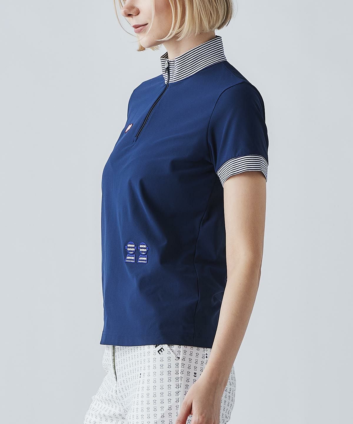 モデル着用画像（ネイビー）