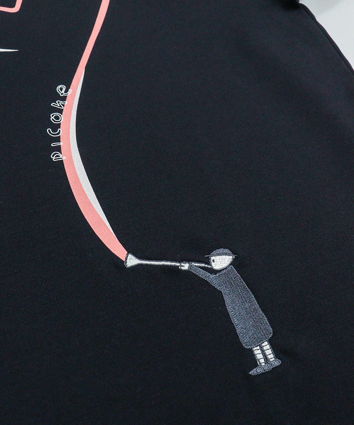 デザイン部分（ネイビー）