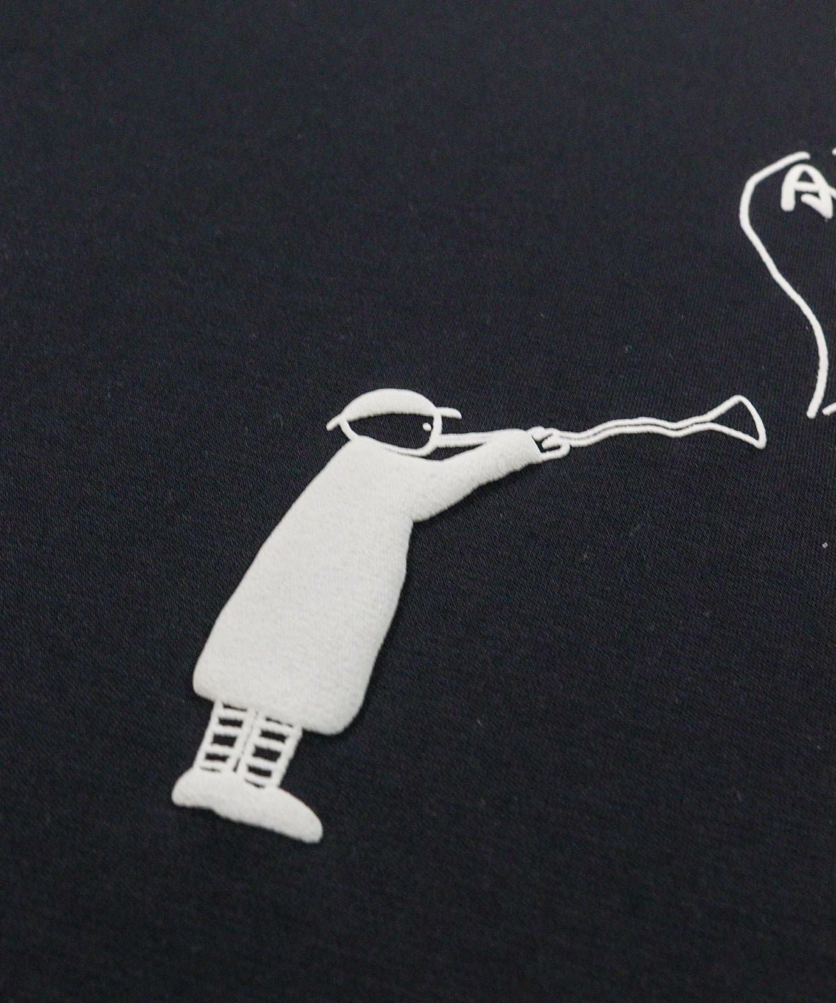 後デザイン部分（ネイビー）